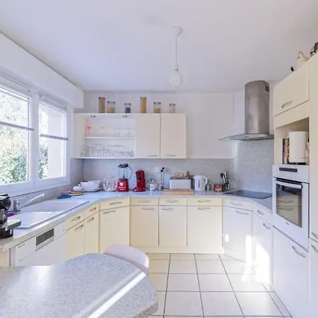 Lägenhet Grand Avec Jacuzzi Et Terrasse De 55m2