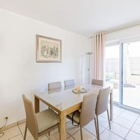 Grand Avec Jacuzzi Et Terrasse De 55m2 *