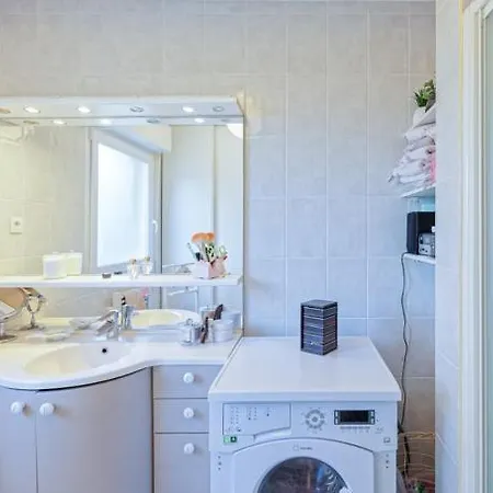 Grand Avec Jacuzzi Et Terrasse De 55m2 Bayonne