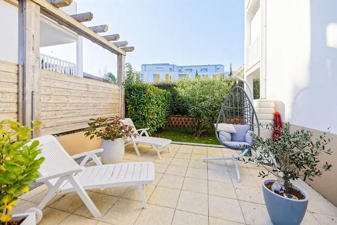 Grand Avec Jacuzzi Et Terrasse De 55m2 Bayonne
